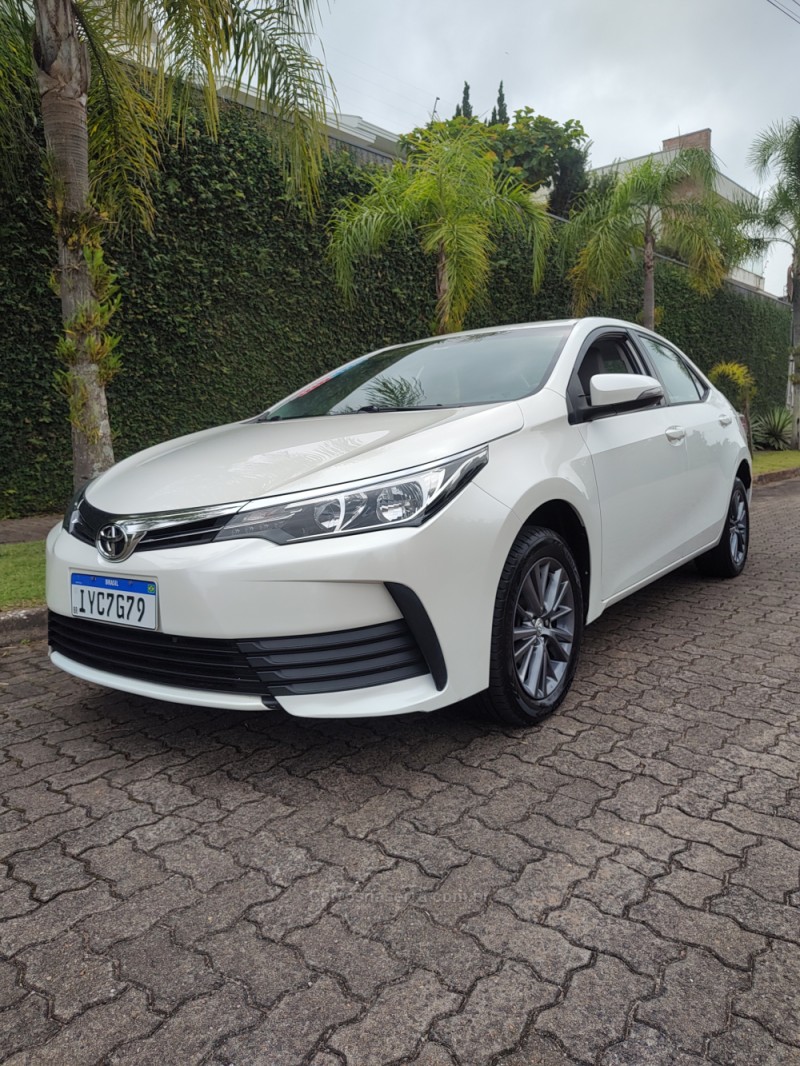 COROLLA 1.8 GLI UPPER 16V FLEX 4P AUTOMÁTICO - 2018 - CAMPO BOM
