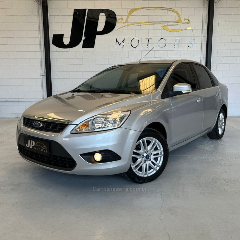 FOCUS 2.0 SEDAN 16V GASOLINA 4P MANUAL