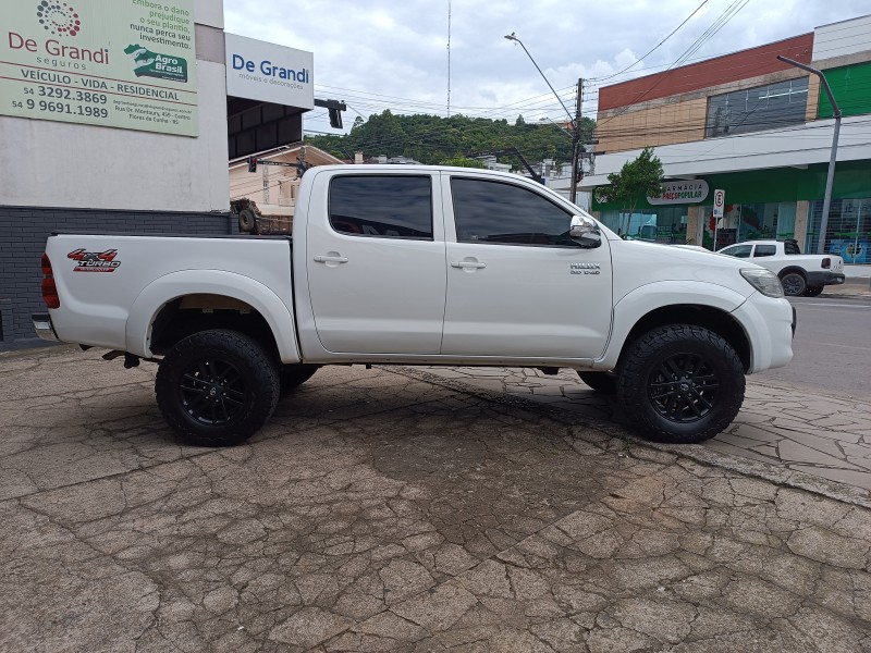 HILUX SW4 3.0 SRV 4X4 CD 16V TURBO INTERCOOLER DIESEL 4P AUTOMÁTICO - 2013 - FLORES DA CUNHA