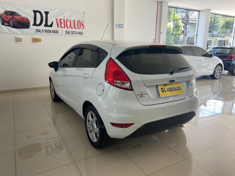 FIESTA 1.6 SE HATCH 16V FLEX 4P AUTOMÁTICO - 2014 - NOVA BASSANO