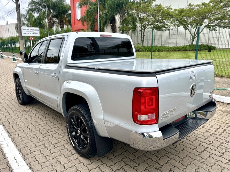 AMAROK 2.0 HIGHLINE 4X4 CD 16V TURBO INTERCOOLER DIESEL 4P AUTOMÁTICO - 2016 - ESTâNCIA VELHA