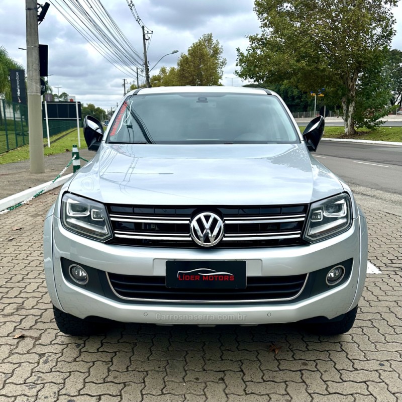 AMAROK 2.0 HIGHLINE 4X4 CD 16V TURBO INTERCOOLER DIESEL 4P AUTOMÁTICO - 2016 - ESTâNCIA VELHA