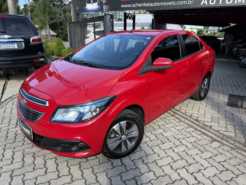 PRISMA 1.4 MPFI LT 8V FLEX 4P MANUAL - 2014 - NOVA PETRóPOLIS