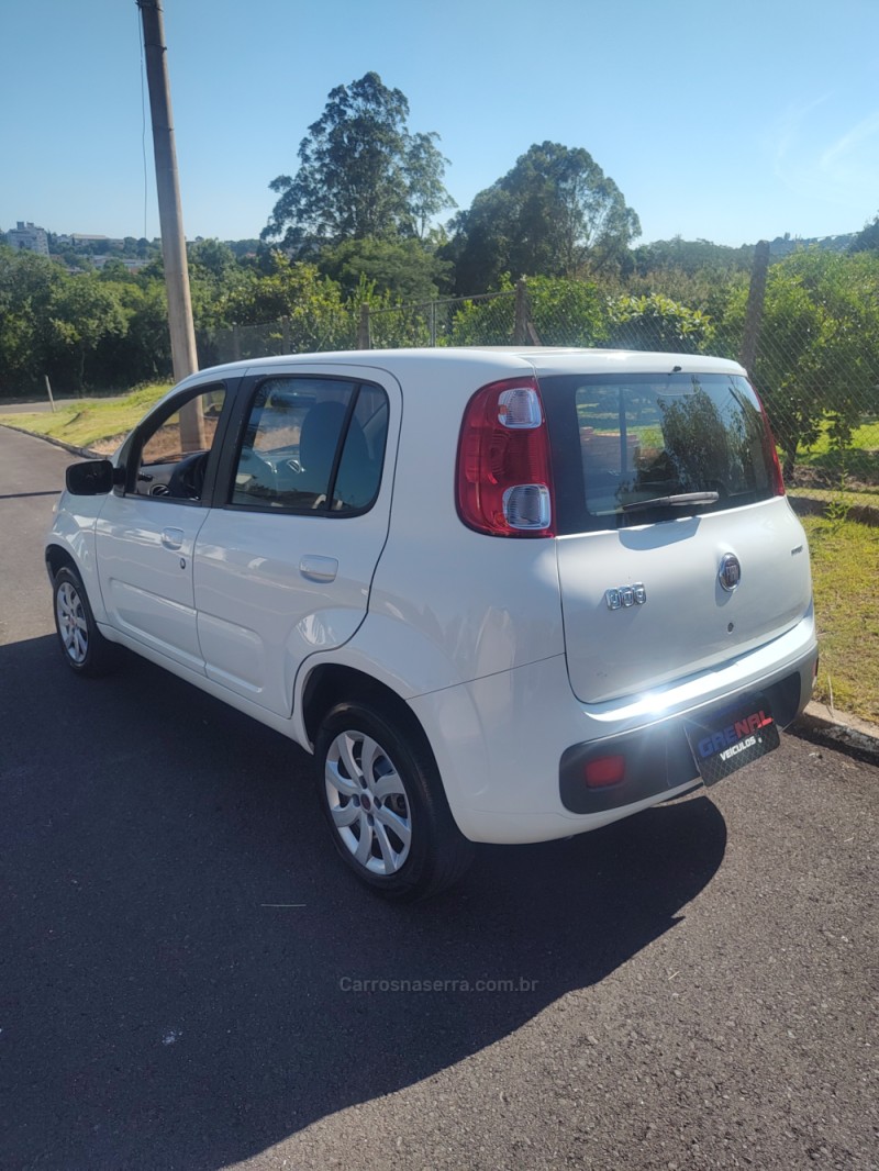 UNO 1.0 EVO VIVACE 8V FLEX 4P MANUAL - 2012 - CAMPO BOM