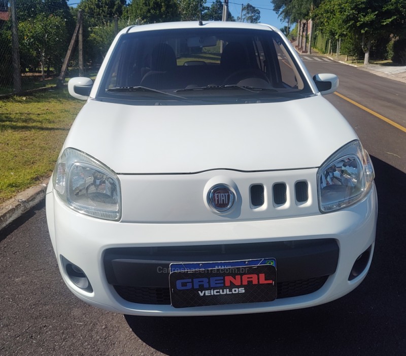 UNO 1.0 EVO VIVACE 8V FLEX 4P MANUAL - 2012 - CAMPO BOM