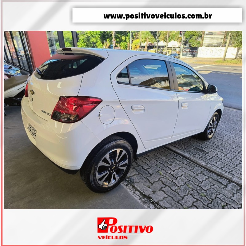 ONIX 1.4 MPFI LTZ 8V FLEX 4P AUTOMÁTICO - 2015 - CAXIAS DO SUL