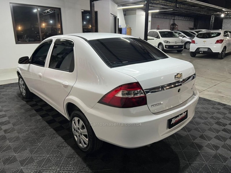 PRISMA 1.4 MPFI LT 8V FLEX 4P MANUAL - 2012 - NOVO HAMBURGO