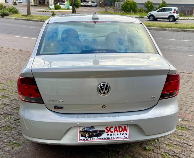 VOYAGE 1.6 MI TREND 8V FLEX 4P MANUAL - 2009 - CAXIAS DO SUL