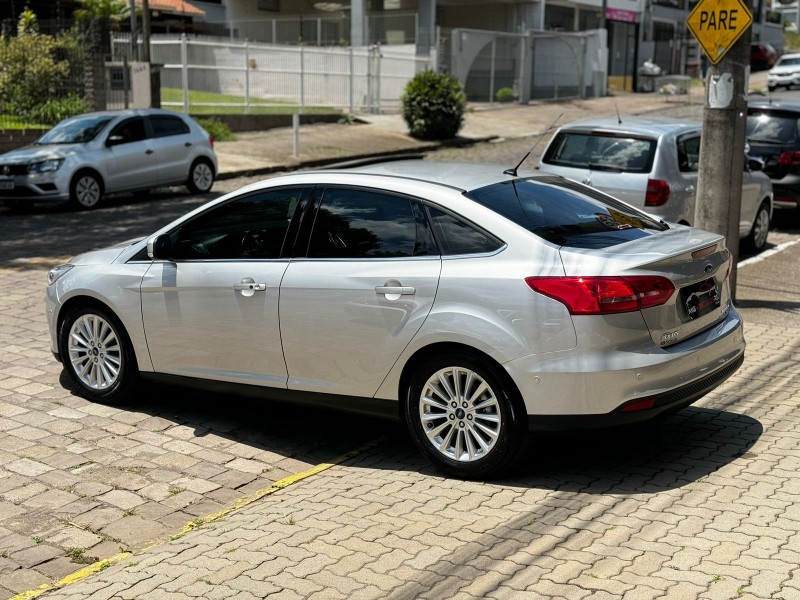 FOCUS 2.0 TITANIUM PLUS SEDAN 16V FLEX 4P AUTOMÁTICO - 2016 - CAXIAS DO SUL