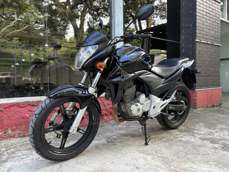 CB 300R  - 2011 - BENTO GONçALVES