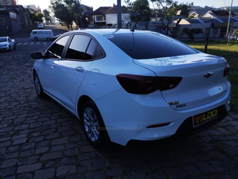 ONIX 1.0 LT PLUS 4P FLEX MANUAL - 2022 - CAXIAS DO SUL