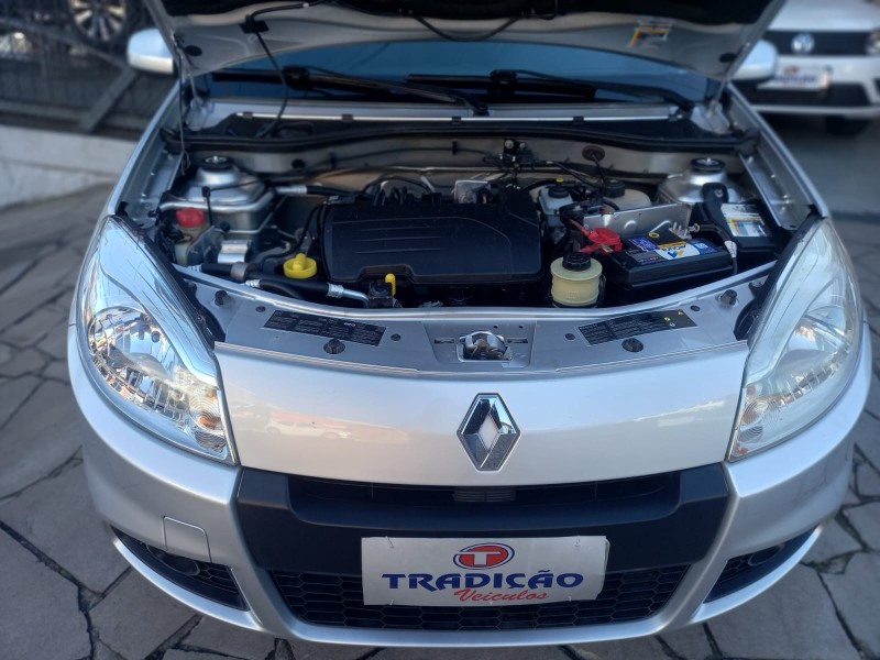 SANDERO 1.0 EXPRESSION 16V FLEX 4P MANUAL - 2013 - CAXIAS DO SUL