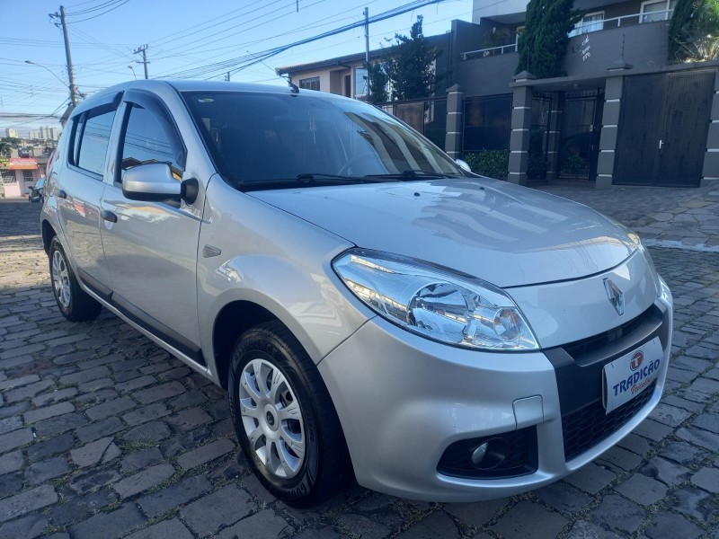 SANDERO 1.0 EXPRESSION 16V FLEX 4P MANUAL - 2013 - CAXIAS DO SUL