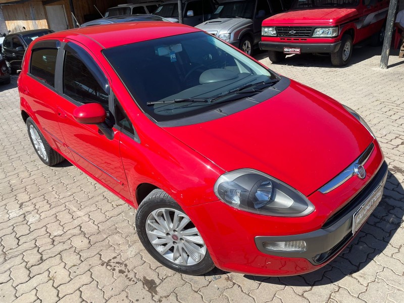 punto 1.6 essence sp dualogic 16v flex 4p automatizado 2016 caxias do sul