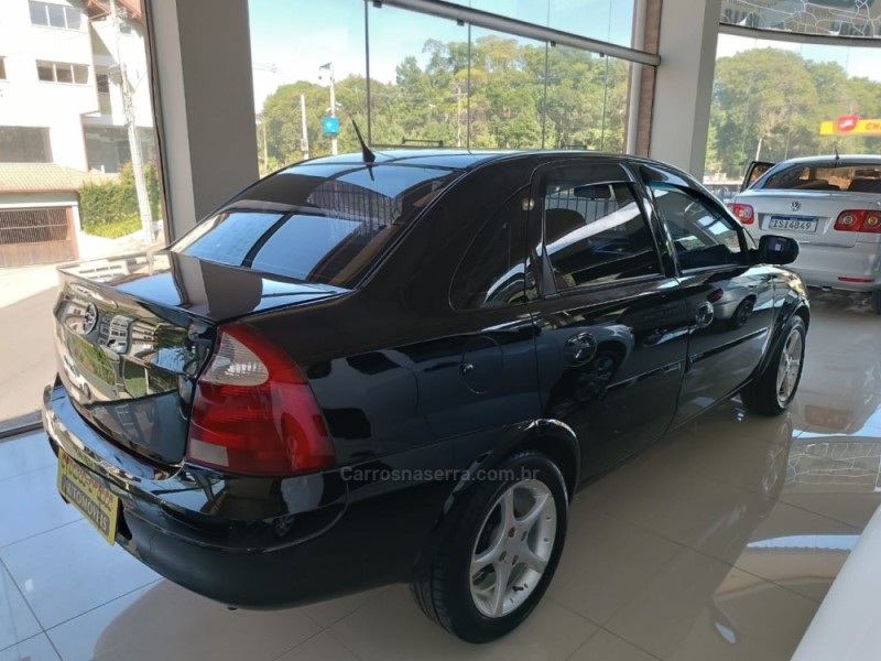 CORSA 1.8 MPFI SEDAN 8V GASOLINA 4P MANUAL - 2002 - NOVA PETRóPOLIS