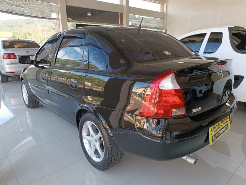 CORSA 1.8 MPFI SEDAN 8V GASOLINA 4P MANUAL - 2002 - NOVA PETRóPOLIS