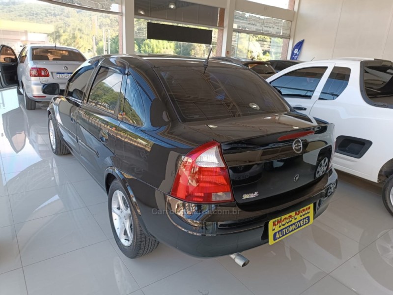 CORSA 1.8 MPFI SEDAN 8V GASOLINA 4P MANUAL - 2002 - NOVA PETRóPOLIS