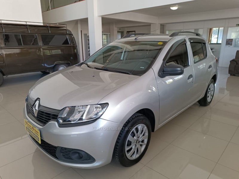 SANDERO 1.0 AUTHENTIQUE 8V FLEX 4P MANUAL - 2018 - NOVA PETRóPOLIS