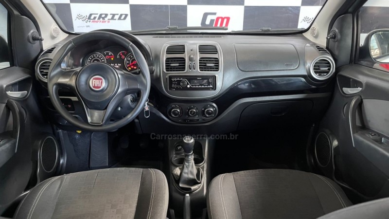 PALIO 1.0 MPI ATTRACTIVE 8V FLEX 4P MANUAL - 2017 - ESTâNCIA VELHA