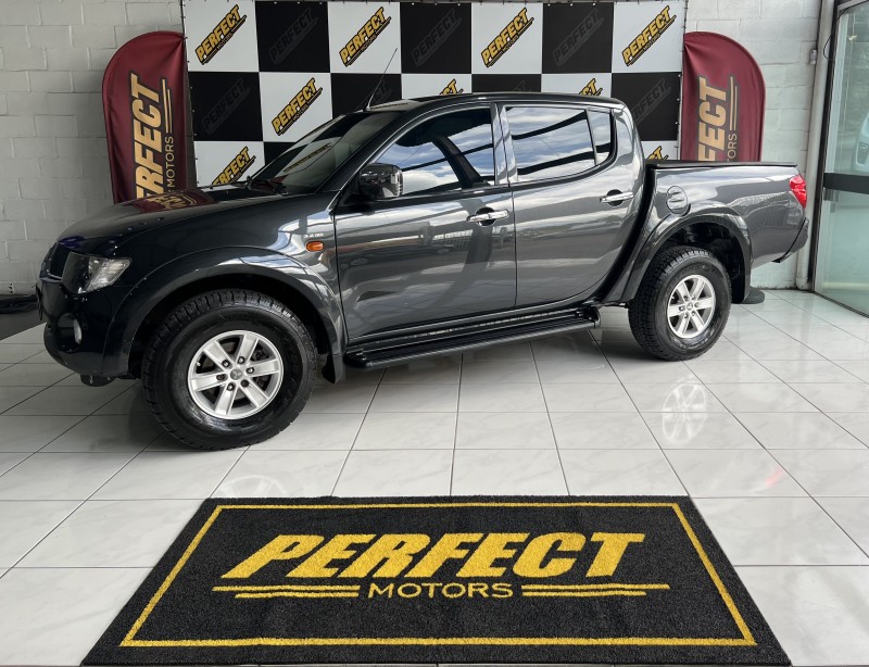 l200 triton 3.2 hpe 4x4 cd 16v turbo intercooler diesel 4p automatico 2009 portao