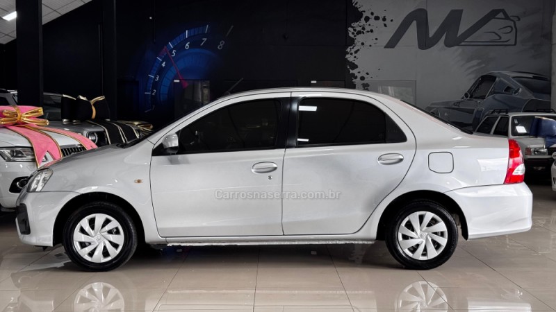 ETIOS 1.5 XS SEDAN 16V FLEX 4P MANUAL - 2018 - ESTâNCIA VELHA