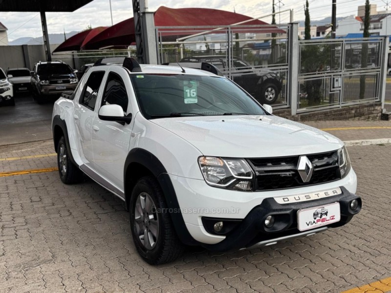 DUSTER OROCH 1.6 16V FLEX DYNAMIQUE 4P MANUAL - 2016 - FELIZ