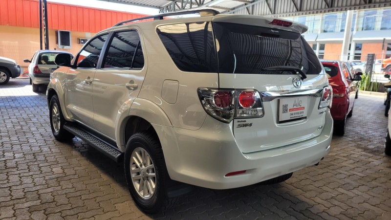 HILUX SW4 3.0 SRV 4X4 CD 16V TURBO INTERCOOLER DIESEL 4P AUTOMÁTICO - 2015 - GARIBALDI