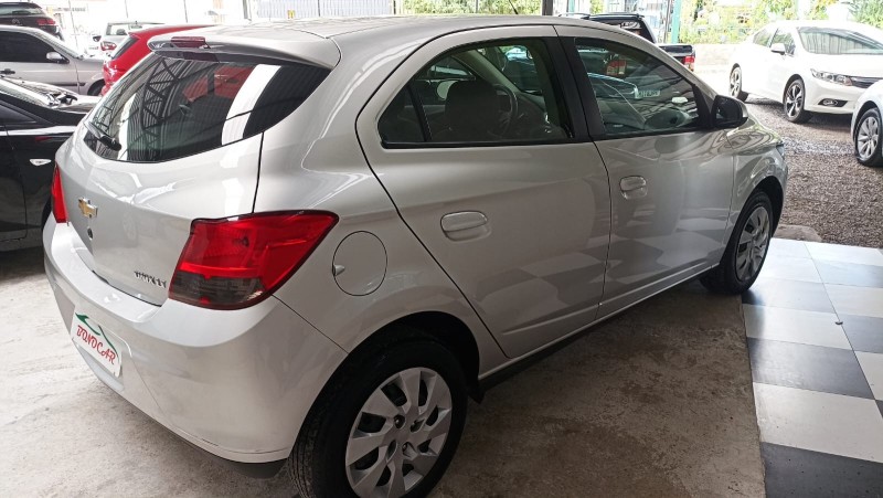 ONIX 1.4 MPFI LT 8V FLEX 4P MANUAL - 2013 - CAXIAS DO SUL