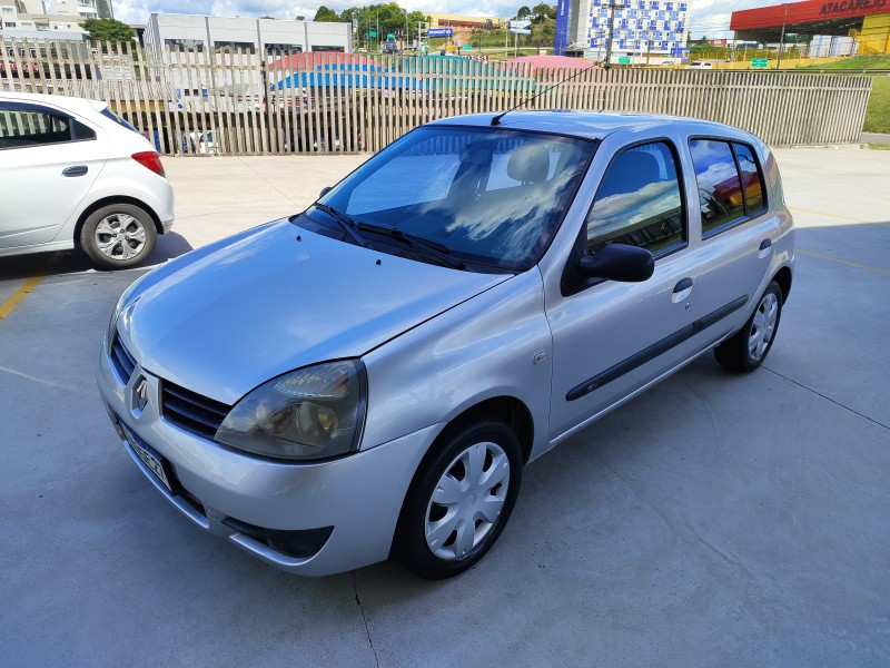 CLIO 1.0 AUTHENTIQUE 16V FLEX 4P MANUAL - 2011 - FARROUPILHA