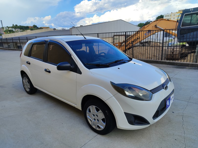 FIESTA 1.0 ROCAM SE 8V FLEX 4P MANUAL - 2011 - FARROUPILHA