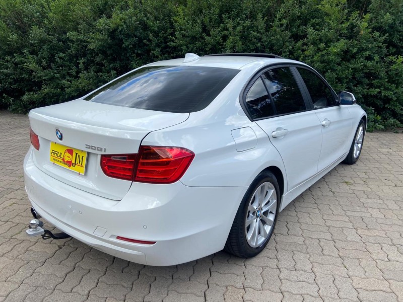 328I 2.0 SEDAN 16V GASOLINA 4P AUTOMÁTICO - 2013 - CAXIAS DO SUL