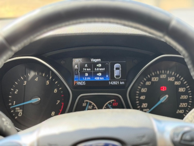 FOCUS 2.0 TITANIUM 16V FLEX 4P AUTOMÁTICO - 2015 - LAGOA VERMELHA