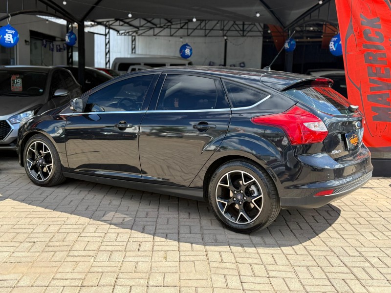 FOCUS 2.0 TITANIUM 16V FLEX 4P AUTOMÁTICO - 2015 - LAGOA VERMELHA