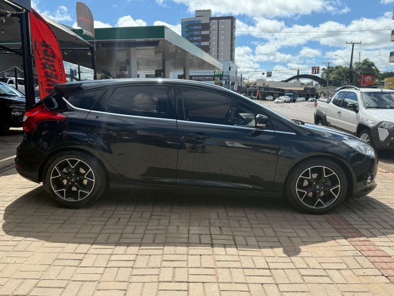 FOCUS 2.0 TITANIUM 16V FLEX 4P AUTOMÁTICO - 2015 - LAGOA VERMELHA