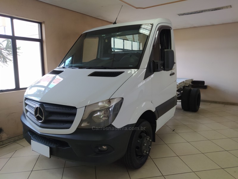 SPRINTER 2.2 CHASSI 515 LONGO DIESEL 3P MANUAL - 2019 - BENTO GONçALVES