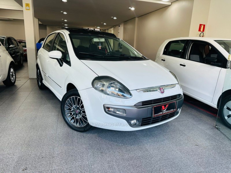 PUNTO 1.8 SPORTING 16V FLEX 4P MANUAL - 2014 - CAXIAS DO SUL