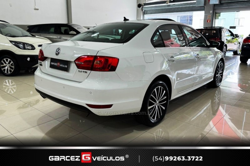 JETTA 2.0 TSI HIGHLINE 200CV GASOLINA 4P TIPTRONIC - 2012 - BENTO GONçALVES