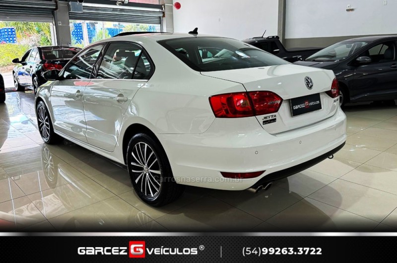 JETTA 2.0 TSI HIGHLINE 200CV GASOLINA 4P TIPTRONIC - 2012 - BENTO GONçALVES