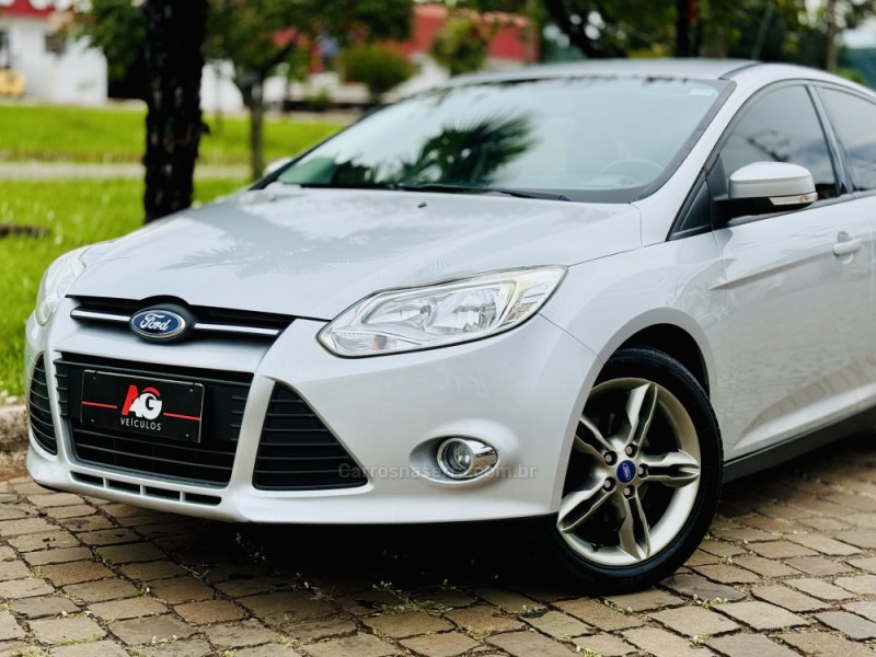 FOCUS 2.0 SE 16V FLEX 4P AUTOMÁTICO