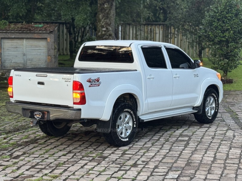 HILUX 3.0 SRV 4X4 CD 16V TURBO INTERCOOLER DIESEL 4P AUTOMÁTICO - 2014 - GRAMADO