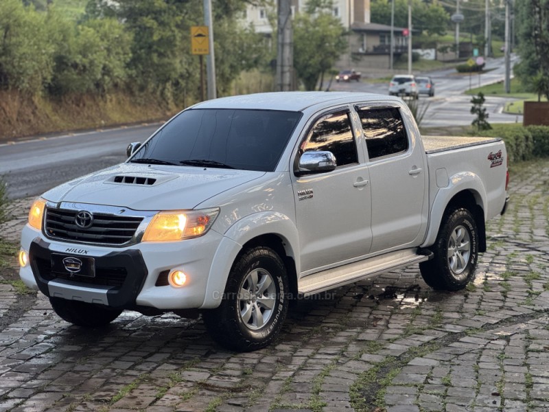 HILUX 3.0 SRV 4X4 CD 16V TURBO INTERCOOLER DIESEL 4P AUTOMÁTICO - 2014 - GRAMADO