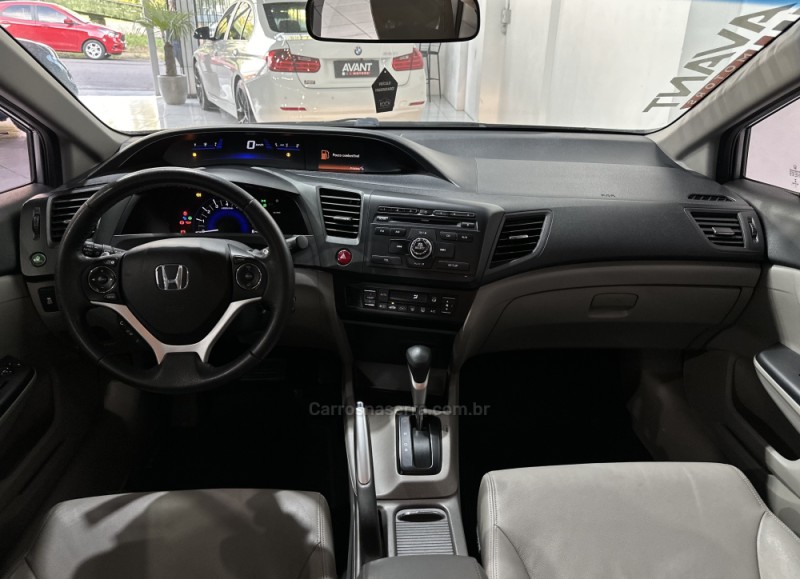 CIVIC 2.0 LXR 16V FLEX 4P AUTOMÁTICO - 2016 - NOVO HAMBURGO