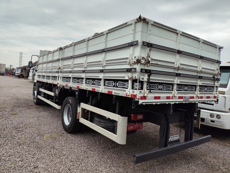 VM 220 4X2 - 2013 - GARIBALDI