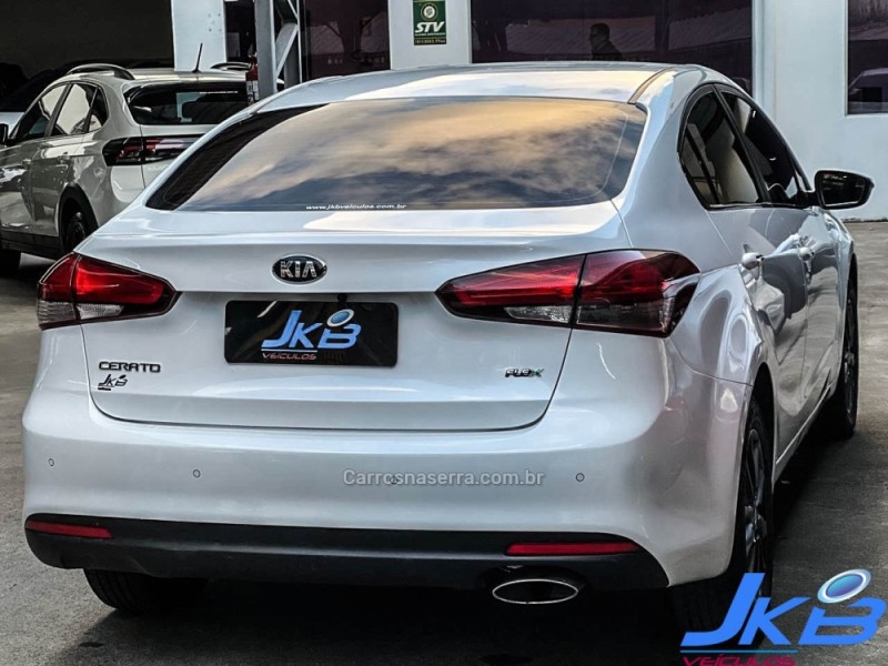 CERATO 1.6 16V SX4 FLEX 4P AUTOMÁTICO - 2017 - NOVO HAMBURGO