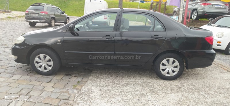 COROLLA 1.6 XLI 16V GASOLINA 4P MANUAL - 2006 - FARROUPILHA