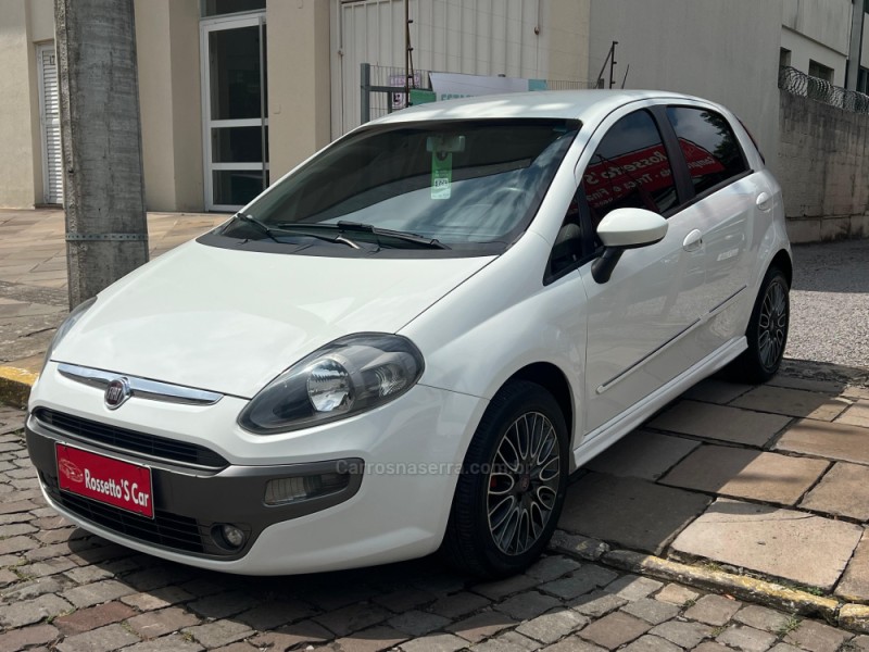 PUNTO 1.8 SPORTING 16V FLEX 4P MANUAL - 2013 - FARROUPILHA