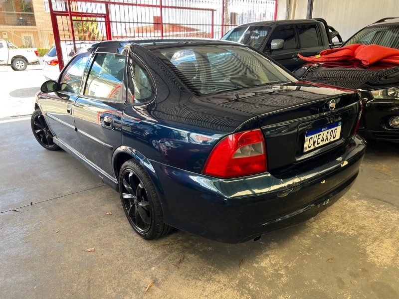 VECTRA 2.2 MPFI GLS 8V GASOLINA 4P MANUAL - 2000 - CAXIAS DO SUL