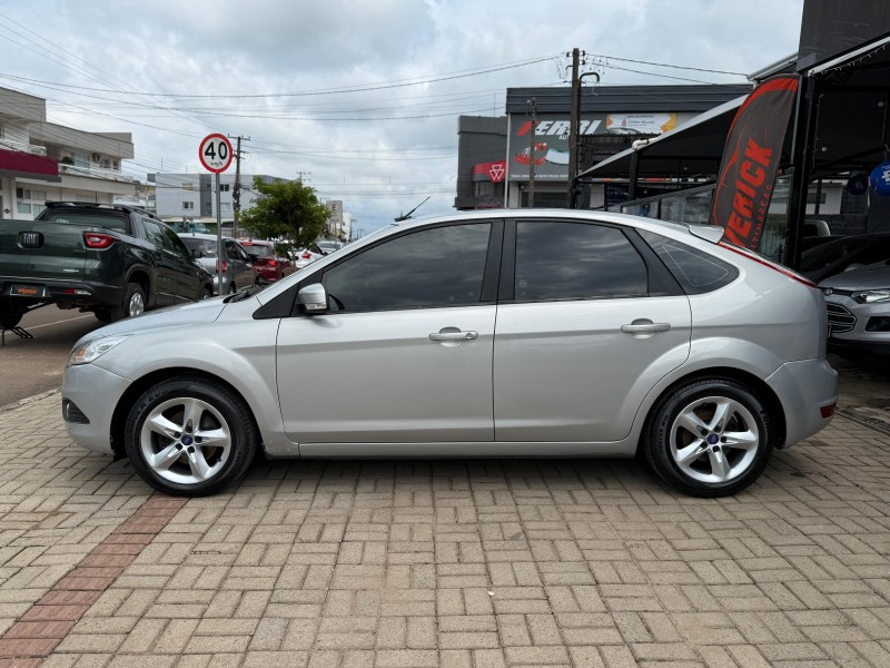 FOCUS 1.6 GLX 16V FLEX 4P MANUAL - 2012 - LAGOA VERMELHA