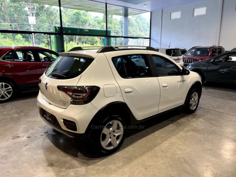 SANDERO 1.6 STEPWAY ZEN 16V FLEX 4P MANUAL - 2022 - CAXIAS DO SUL