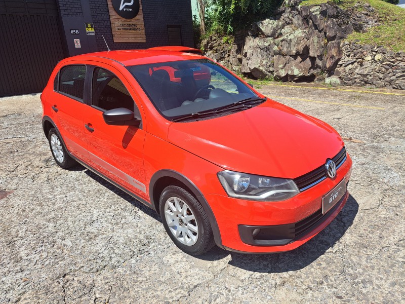 GOL 1.0 MI TRACK 8V FLEX 4P MANUAL - 2014 - FARROUPILHA